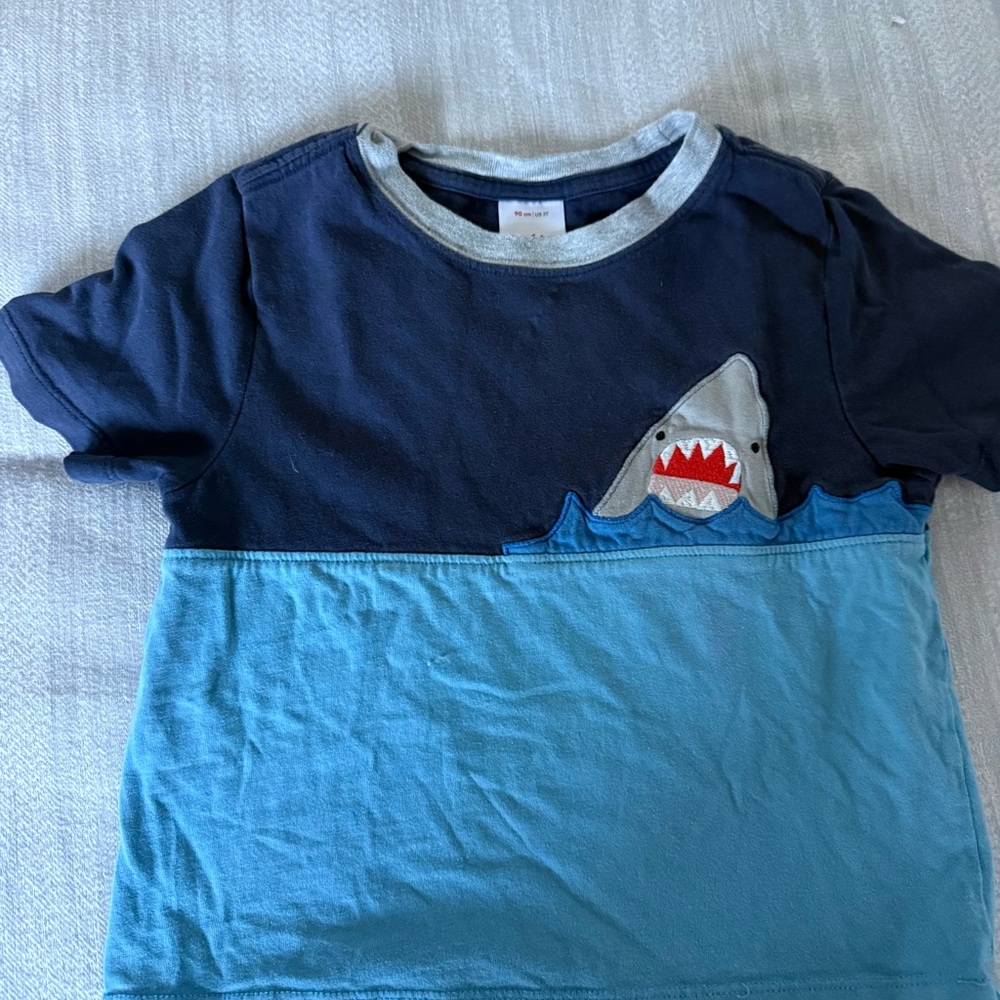 Kids Shark Appliqué Short Sleeve Tee - Navy & Light Blue